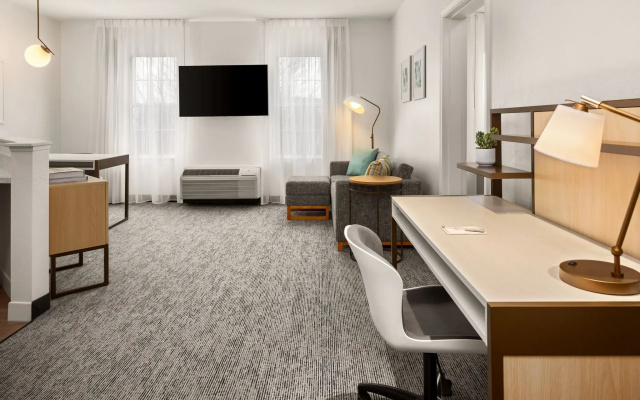 photo 2 of TownePlace Suites by Marriott Chicago Lombard