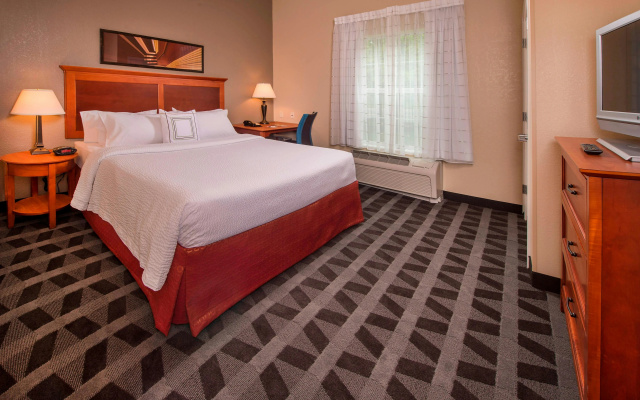 photo 4 of Towneplace Suites by Marriott Clinton at Joint Base Andrews