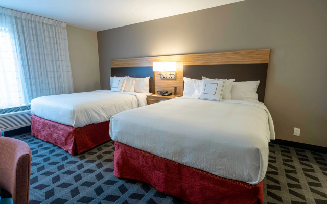 photo 2 of TownePlace Suites by Marriott Clinton