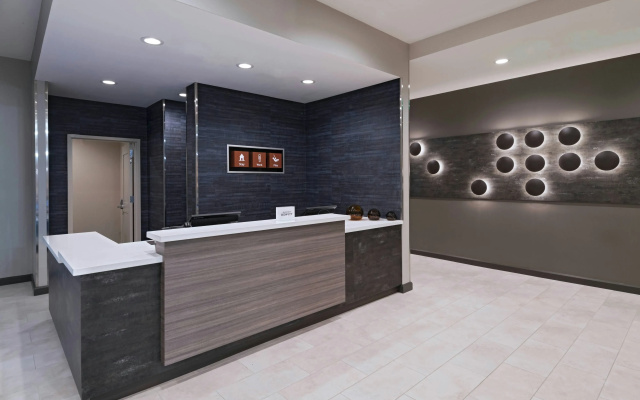 photo 2 of TownePlace Suites by Marriott Dallas DFW Airport North/Irving