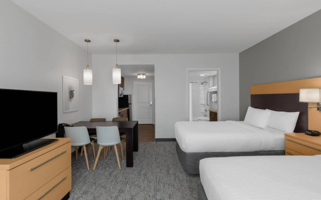 photo 5 of TownePlace Suites by Marriott Denver Airport at Gateway Park