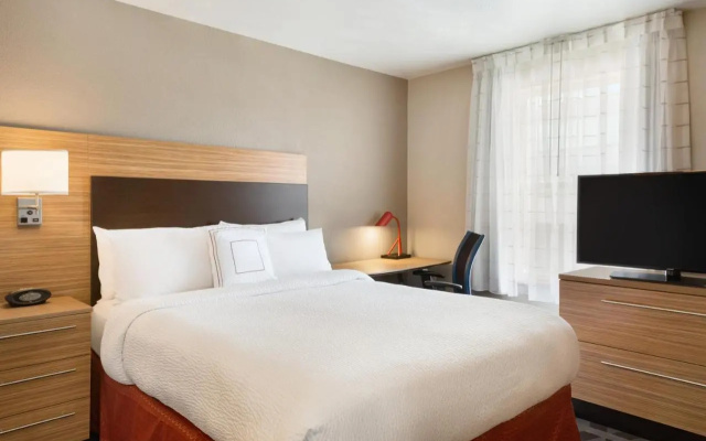 photo 4 of TownePlace Suites By Marriott Denver Downtown