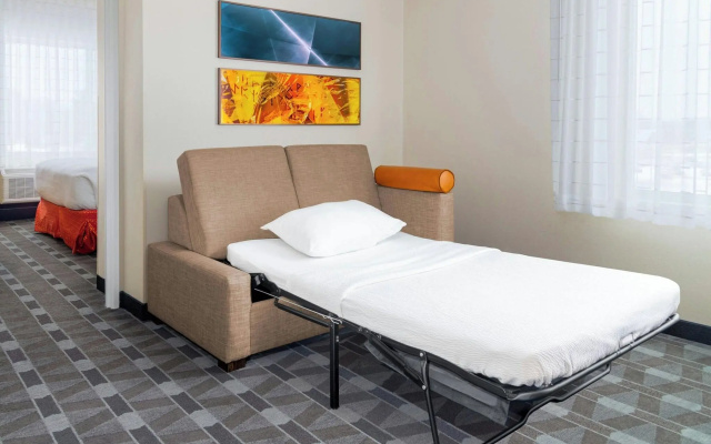 photo 5 of TownePlace Suites by Marriott Detroit Allen Park