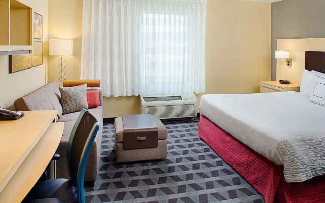photo 3 of TownePlace Suites by Marriott Fayetteville North