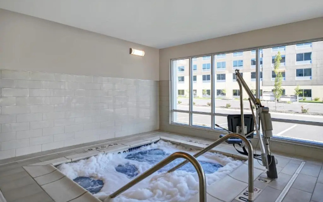 photo 5 of TownePlace Suites by Marriott Grand Rapids Wyoming