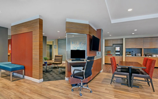 photo 5 of TownePlace Suites by Marriott Jacksonville East