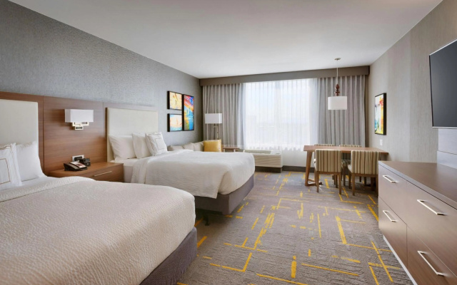 photo 3 of TownePlace Suites by Marriott Los Angeles LAX/Hawthorne