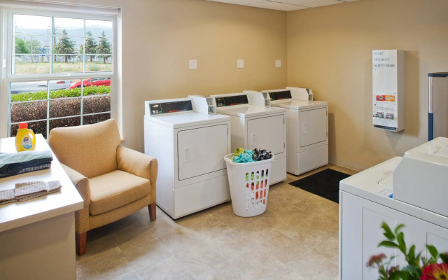 photo 2 of TownePlace Suites by Marriott Medford