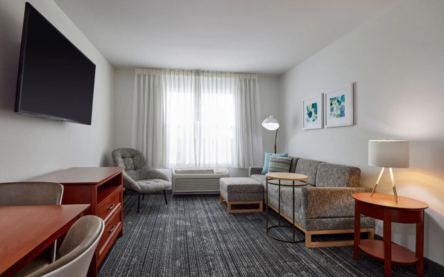 photo 3 of TownePlace Suites by Marriott Medford