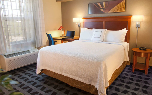photo 5 of TownePlace Suites by Marriott Medford
