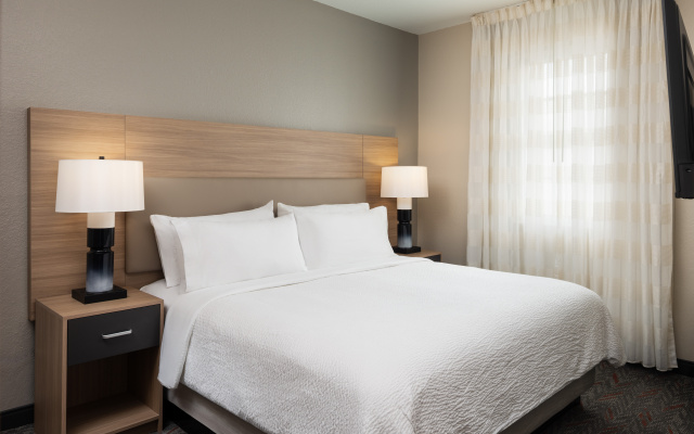 photo 3 of Candlewood Suites Miami Doral by IHG