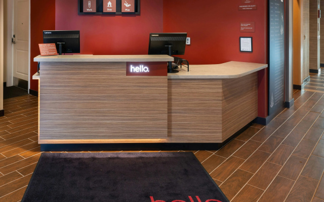 photo 3 of TownePlace Suites by Marriott Milwaukee Oak Creek
