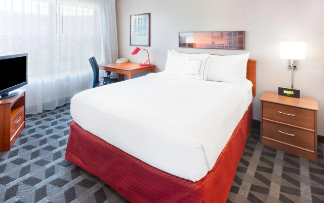 photo 3 of TownePlace Suites by Marriott -Minneapolis West/StLouis Park
