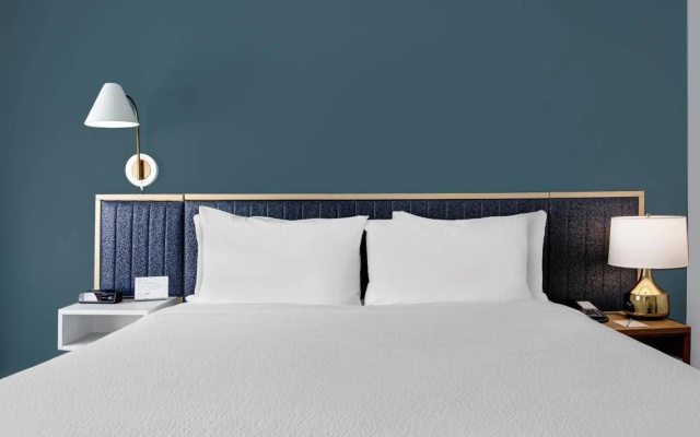 photo 5 of TownePlace Suites by Marriott Phoenix Glendale Sports & Entertainment District