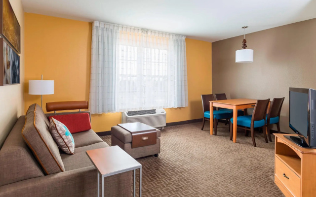 photo 3 of TownePlace Suites By Marriott Phoenix North