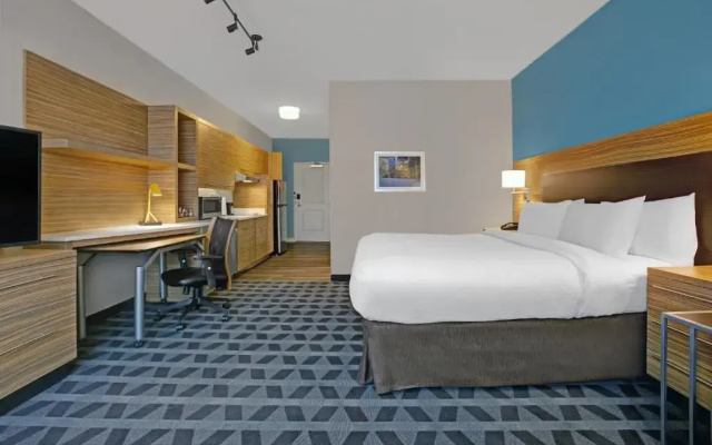 photo 3 of TownePlace Suites by Marriott Potomac Mills Woodbridge