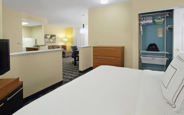 photo 4 of TownePlace Suites by Marriott Redwood City Redwood Shores