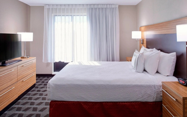 photo 3 of TownePlace Suites by Marriott Richmond