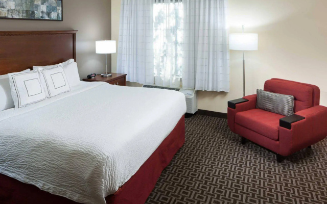 photo 5 of TownePlace Suites by Marriott San Antonio Airport