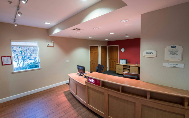 photo 2 of TownePlace Suites by Marriott San Jose Campbell