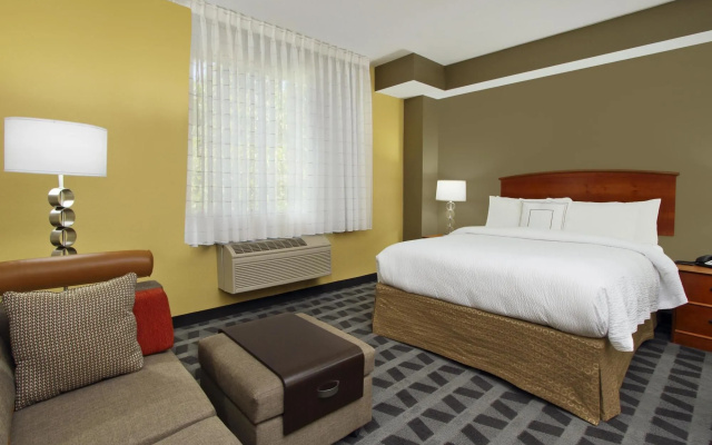 photo 3 of TownePlace Suites by Marriott San Jose Cupertino