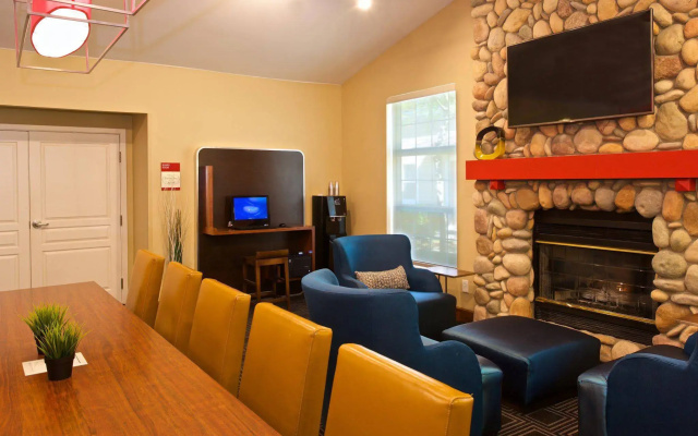 photo 2 of Towneplace Suites By Marriott Seattle Southcenter