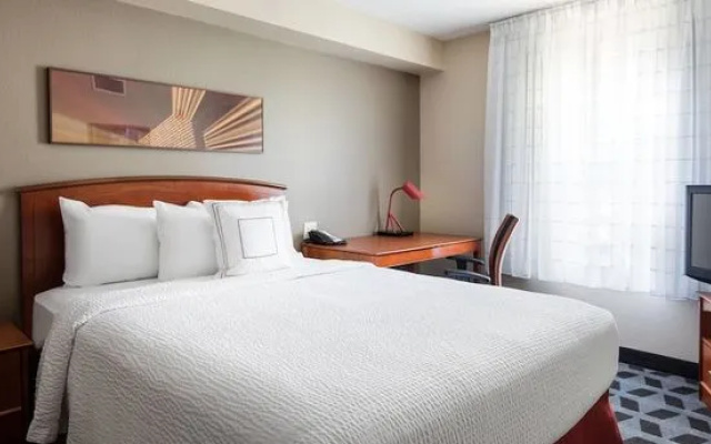 photo 5 of Sonesta Simply Suites Seattle Renton