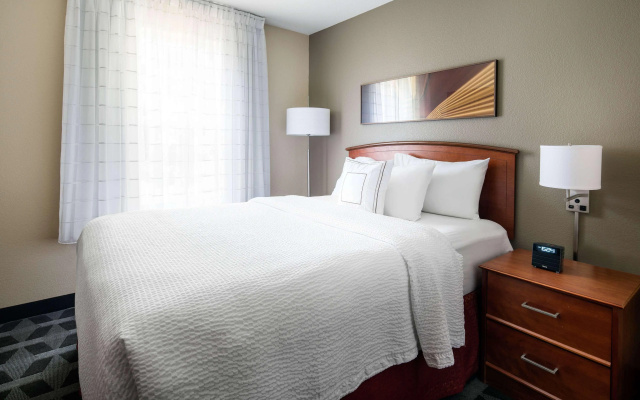 photo 4 of Sonesta Simply Suites Seattle Renton