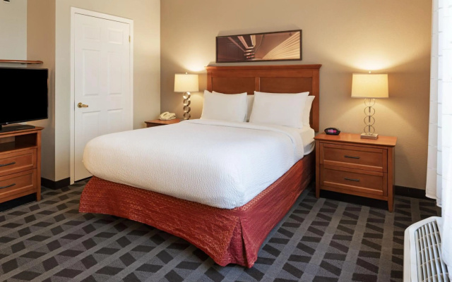 photo 3 of TownePlace Suites by Marriott Sunnyvale Silicon Valley
