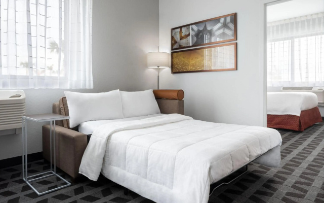 photo 3 of TownePlace Suites by Marriott Venice