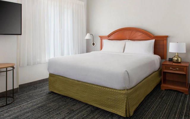 photo 3 of TownePlace Suites by Marriott Wilmington Newark/Christiana