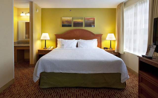 photo 4 of TownePlace Suites by Marriott Wilmington Newark/Christiana