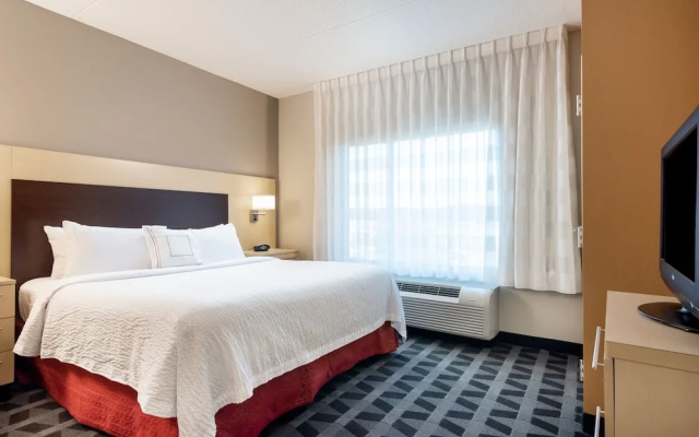 photo 4 of TownePlace Suites Charlotte Mooresville