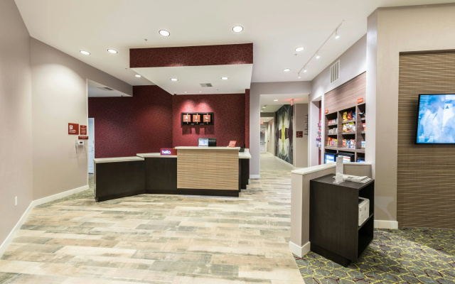 photo 2 of TownePlace Suites by Marriott Chicago Schaumburg