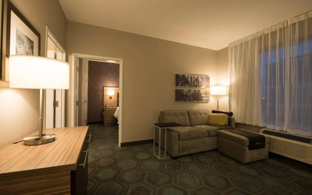 photo 5 of TownePlace Suites by Marriott Chicago Schaumburg
