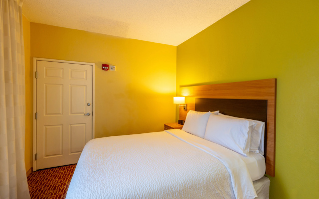 photo 4 of Candlewood Suites Bedford Fort Worth by IHG