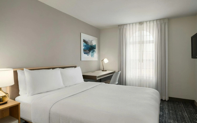 photo 4 of TownePlace Suites by Marriott Detroit Dearborn