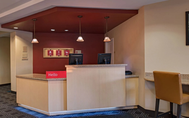 photo 2 of TownePlace Suites Fayetteville Cross Creek