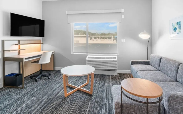 photo 3 of TownePlace Suites Jacksonville Airport