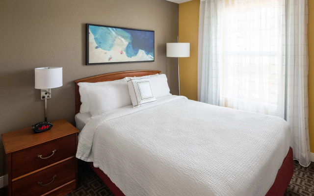 photo 4 of TownePlace Suites Los Angeles LAX/Manhattan Beach