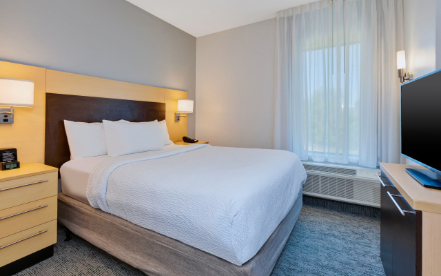 photo 5 of TownePlace Suites by Marriott Nashville Airport