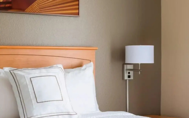 photo 3 of TownePlace Suites Phoenix North