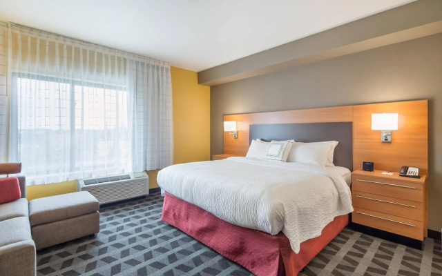 photo 4 of TownePlace Suites by Marriott Portland Vancouver