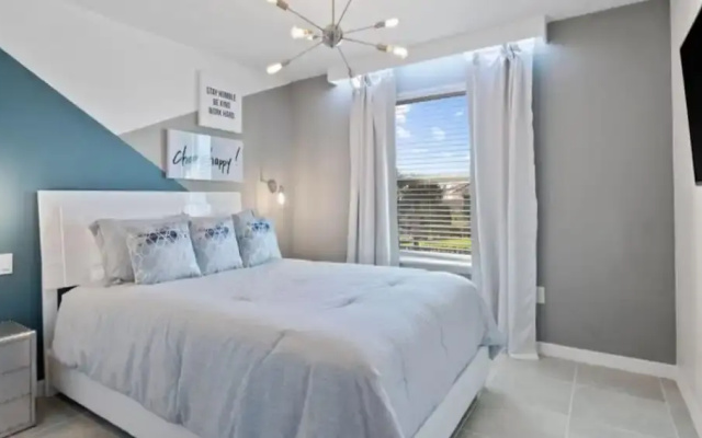 photo 5 of Townhome at Solterra NH 18005