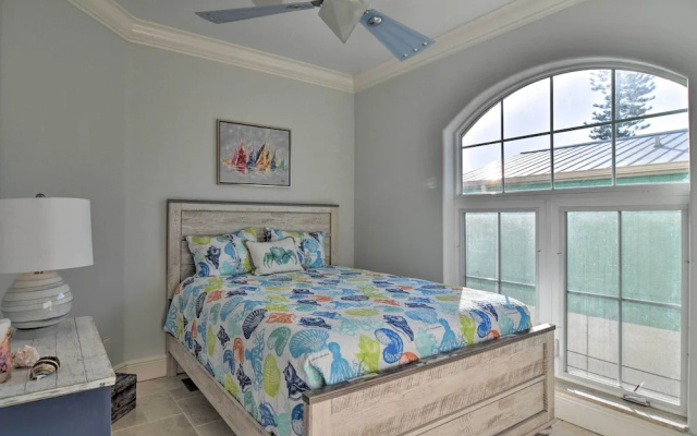photo 3 of Bradenton Townhome - Walk to Locals-only Beach!
