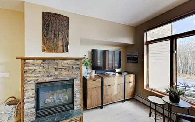 photo 3 of Townhouse near Lake Dillon in Frisco by RedAwning