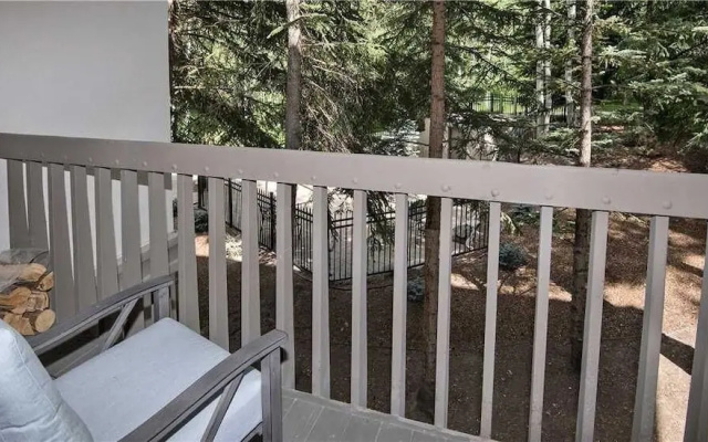 photo 5 of Townsend Place A106 1 Bedroom Condo by Redawning