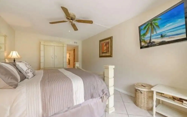 photo 5 of Tracy's Sea Isles Condo 2 Bedroom Condo by Redawning