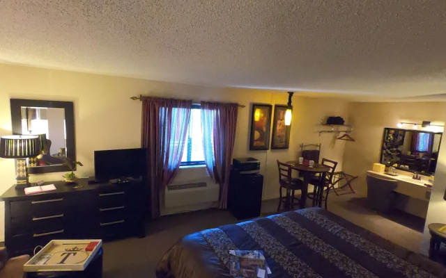 photo 5 of TradeWinds Lodging Bed and Breakfast
