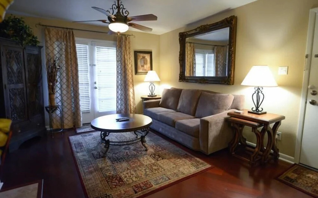 photo 4 of Traditional Touch By Signature Vacation Rentals